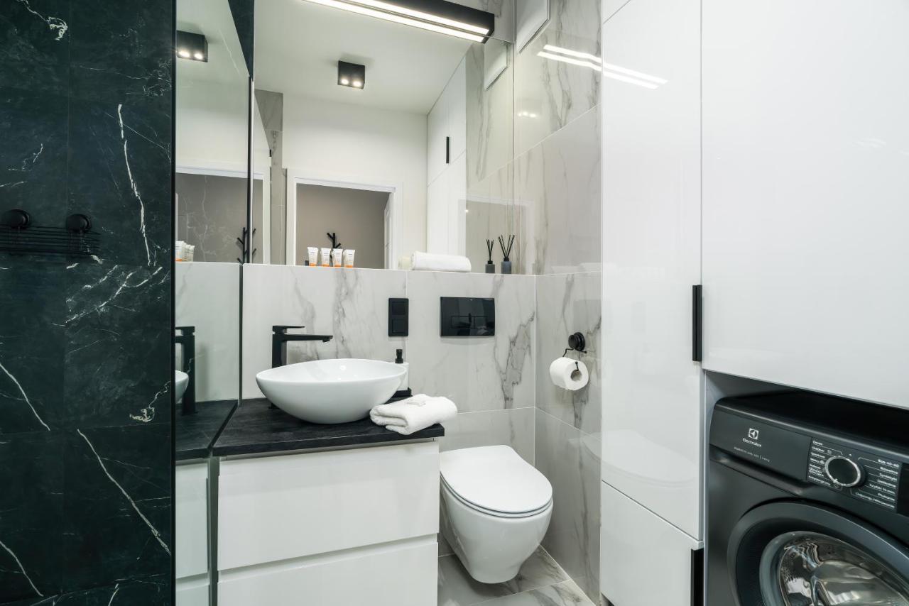 Exclusive Apartment With Terrace By Renters Πόζναν Εξωτερικό φωτογραφία