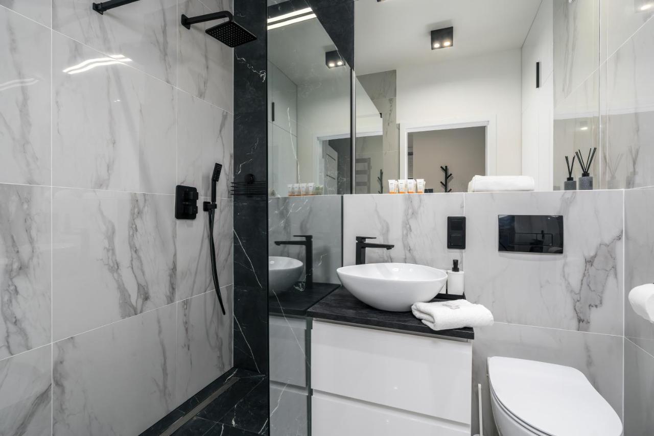 Exclusive Apartment With Terrace By Renters Πόζναν Εξωτερικό φωτογραφία